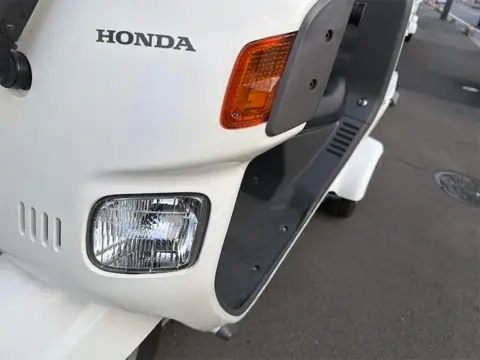 フロントフェイス HONDAロゴ入りカウルとヘッドライト