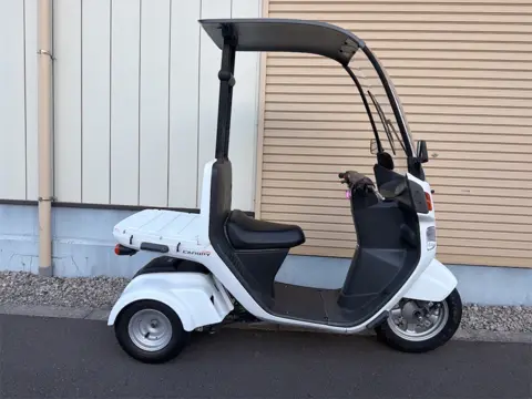 ホンダ ジャイロキャノピー 2022年式 白 デッキタイプ 左側面からの全体像