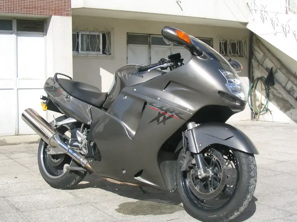 ホンダ CBR1100XXスーパーブラックバード
