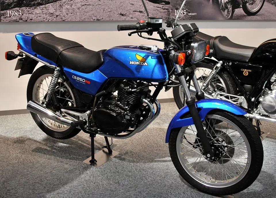 ホンダ CB250RS