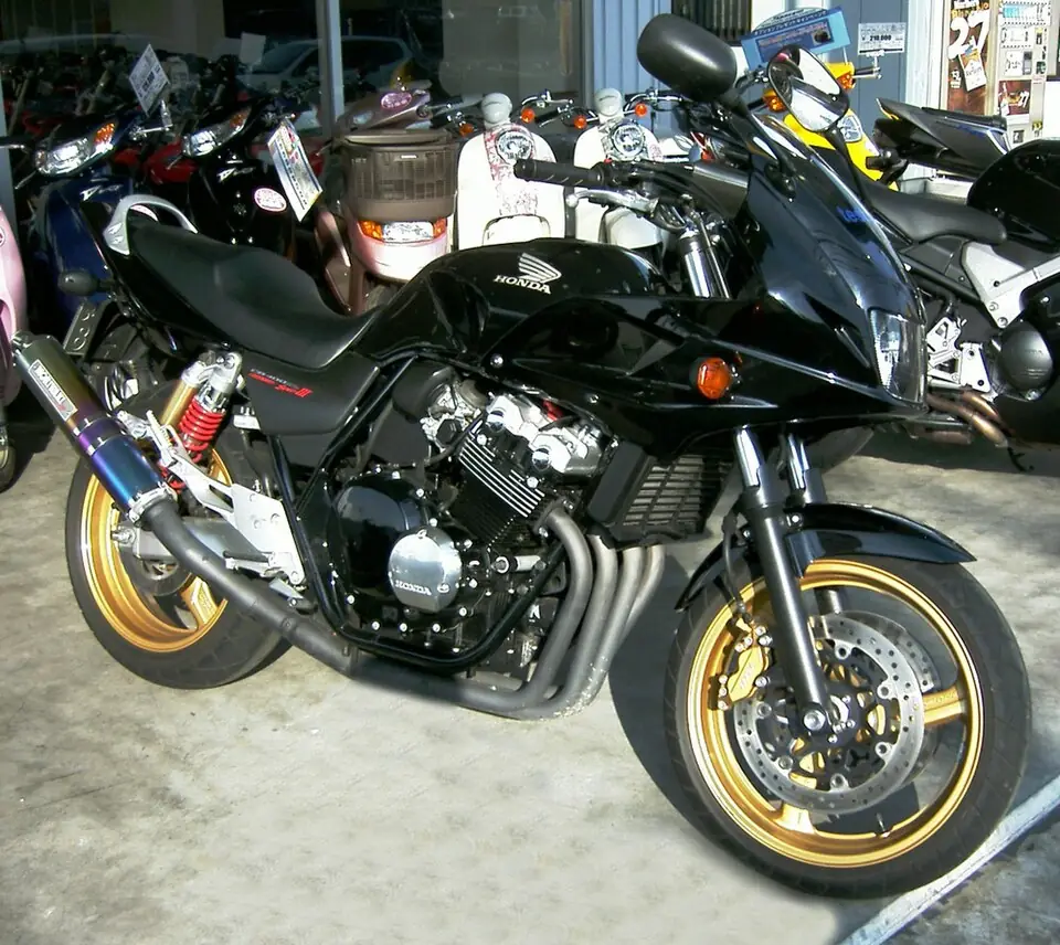ホンダ CB400スーパーボルドール CB400SB