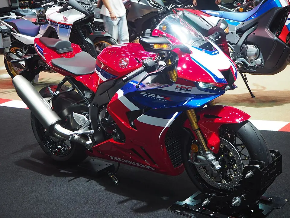 ホンダ CBR1000RR-Rファイアブレード/SP