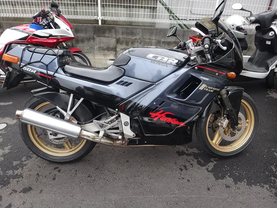 ホンダ CBR250R