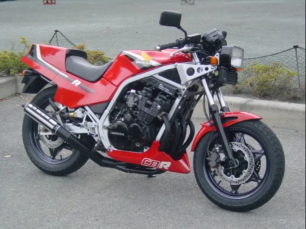 ホンダ CBR400F