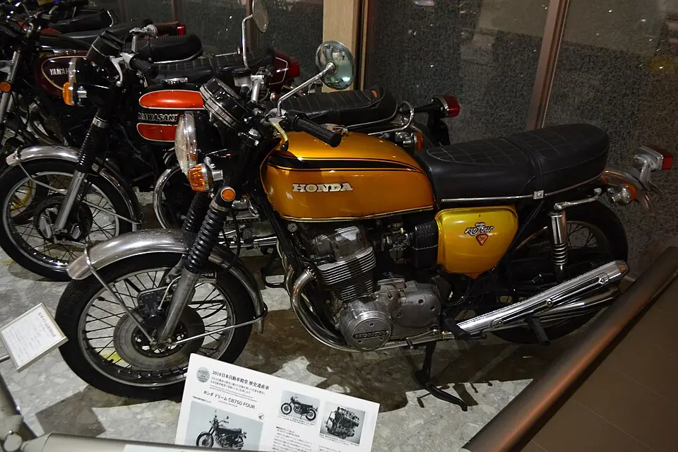 ホンダ ドリームCB750フォア