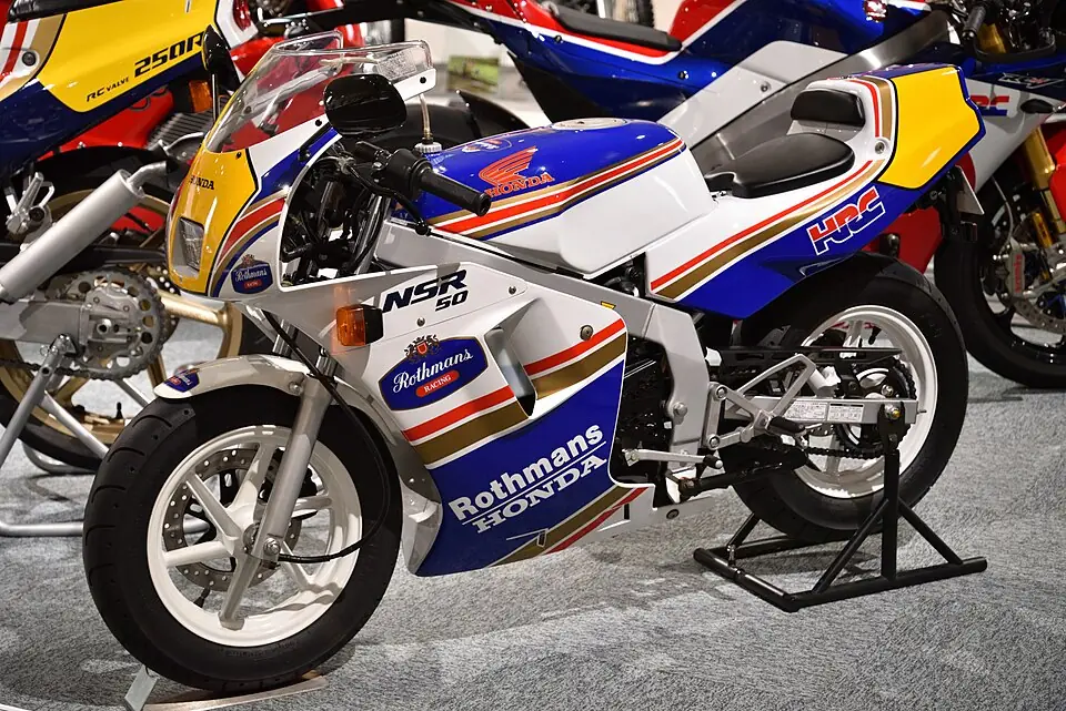 ホンダ NSR50 ファイティングレッド仕様