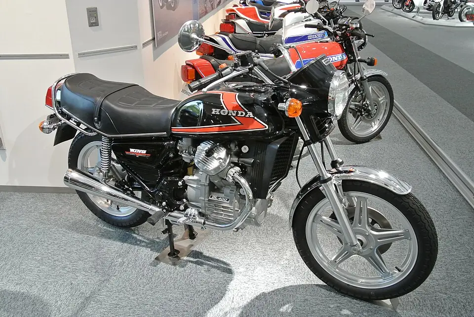 ホンダ ウイングGL400