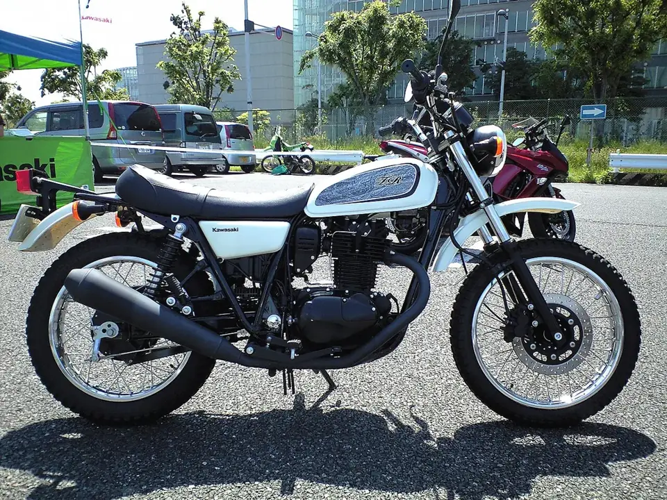 カワサキ 250TR