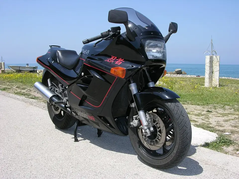 カワサキ GPZ1000RX
