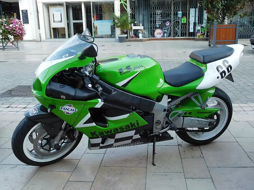 カワサキ ニンジャZX-7R