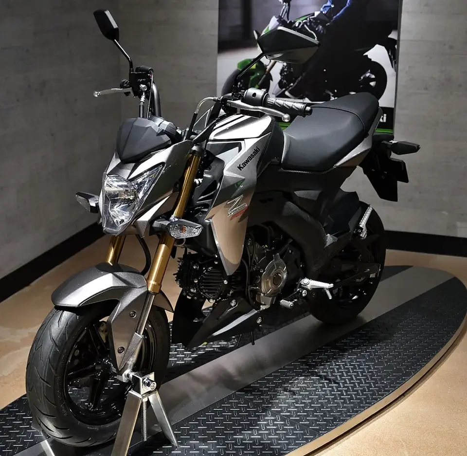 カワサキ Z125