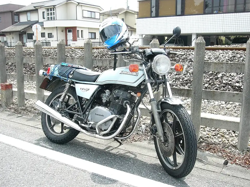 カワサキ Z250FT