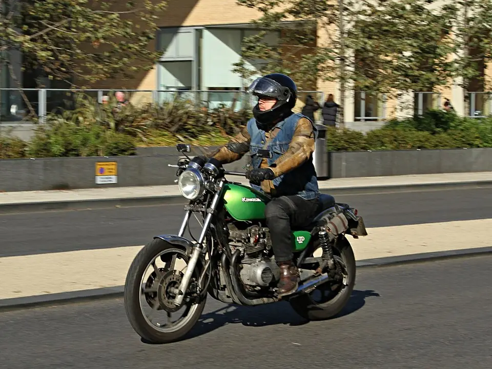 カワサキ Z550リミテッド
