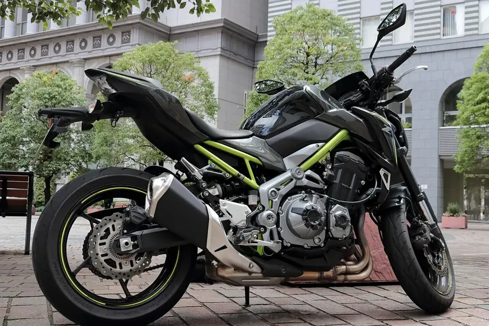 カワサキ Z900