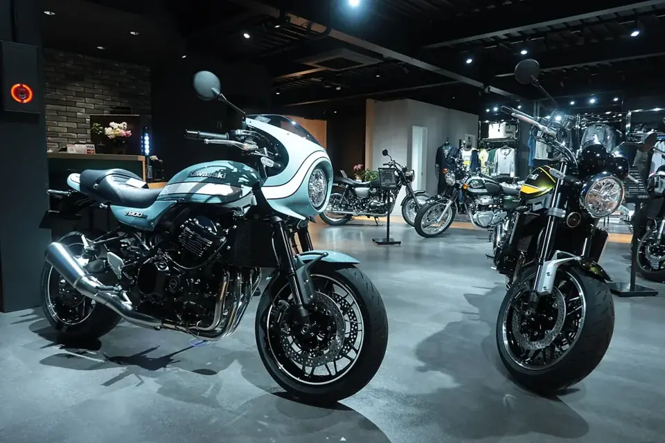 カワサキ Z900RS