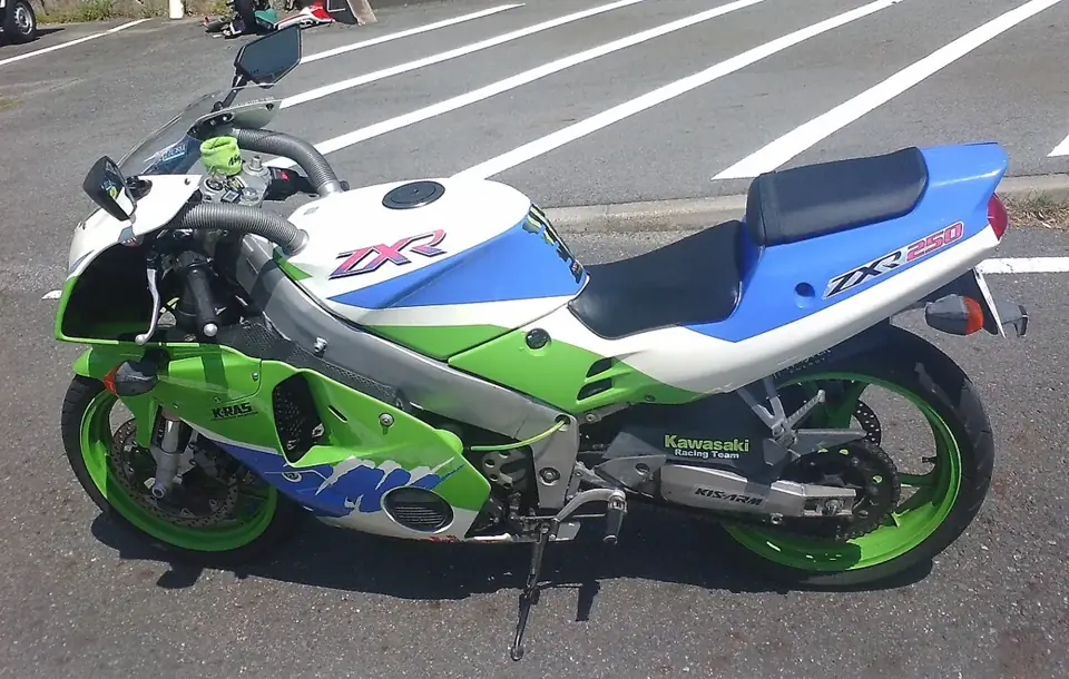 カワサキ ZXR