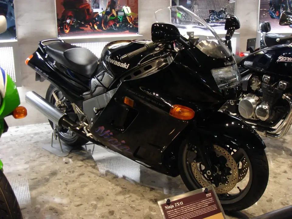 カワサキ ZZR1100