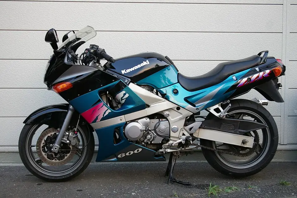 カワサキ ZZR600