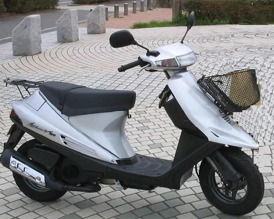 スズキ アドレスV100