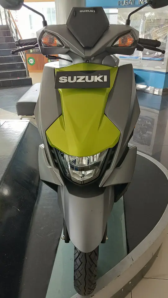 スズキ アヴェニス125