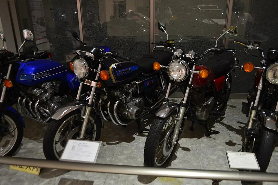 スズキ GS750G