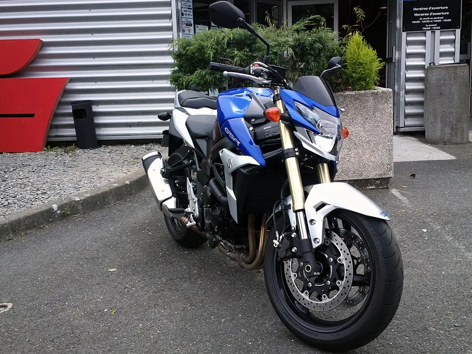 スズキ GSR750 ABS