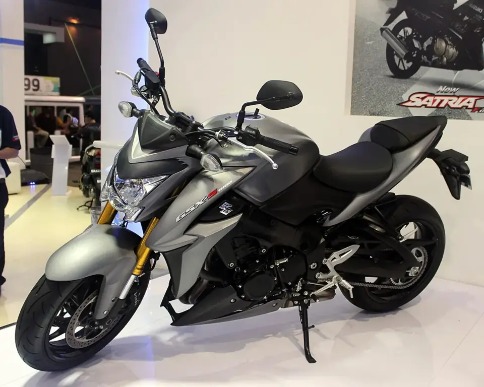 スズキ GSX-S
