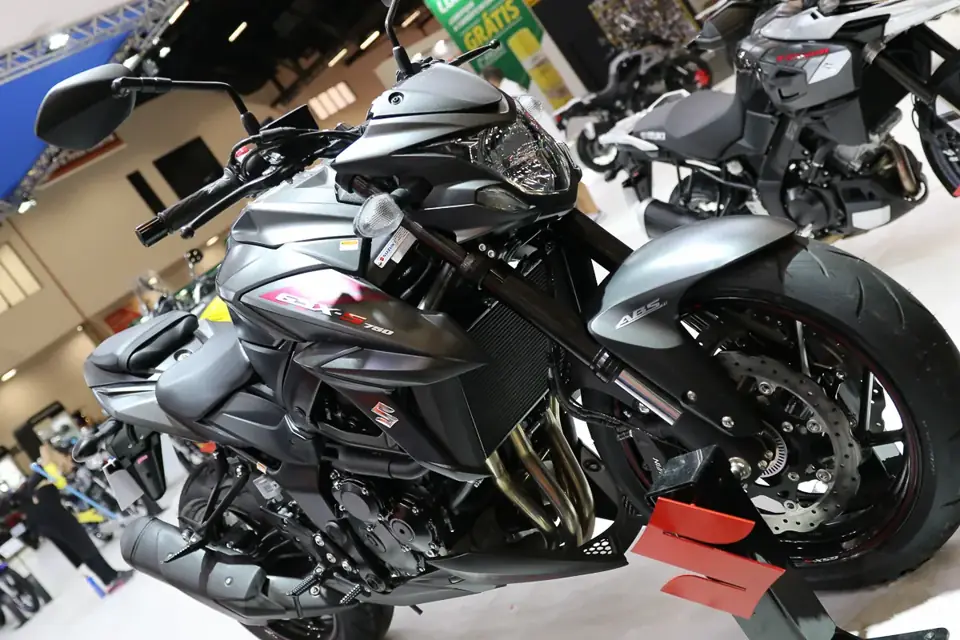 スズキ GSX-S750