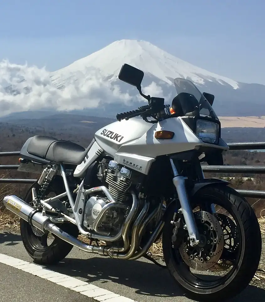 スズキ GSX400Sカタナ