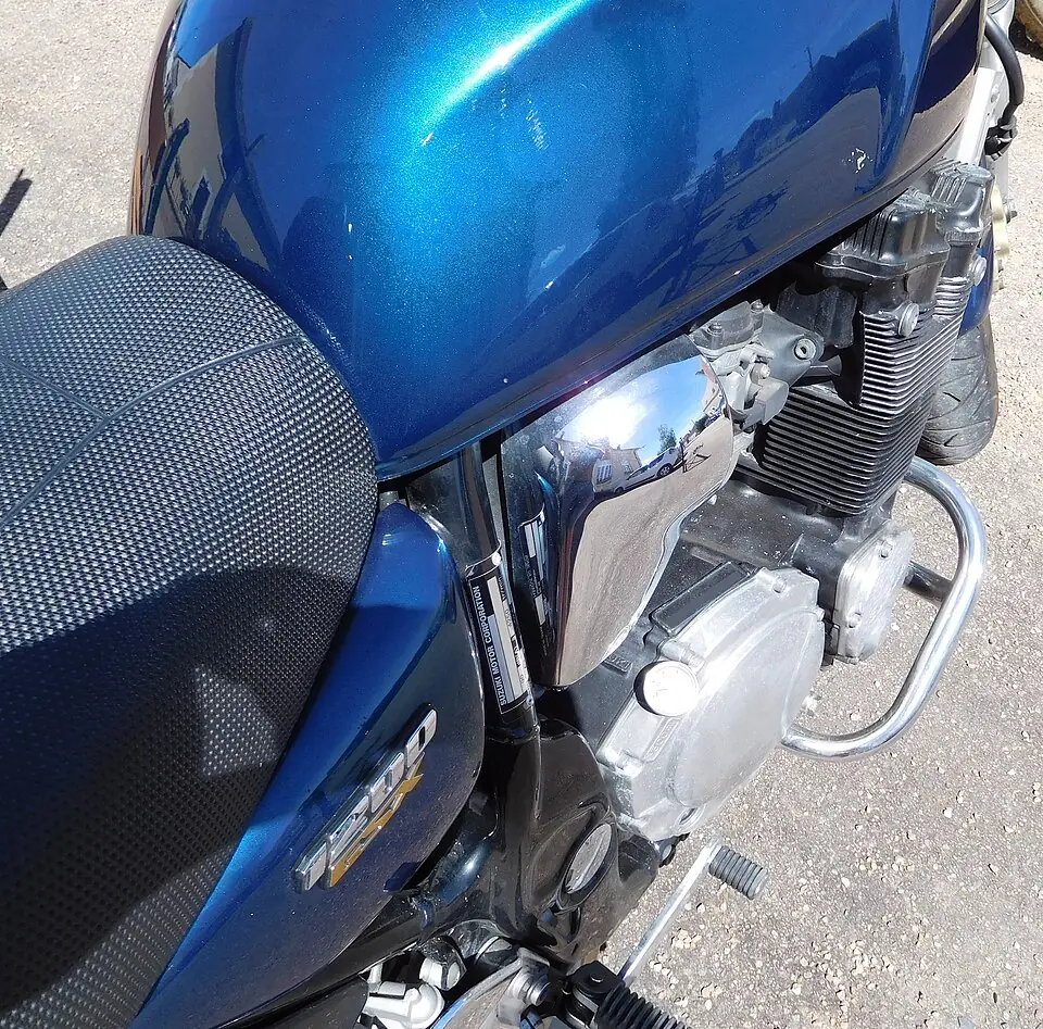 スズキ イナズマ1200