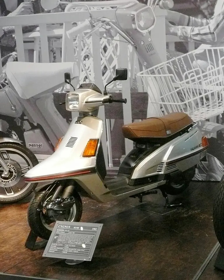 ヤマハ シグナスXC180