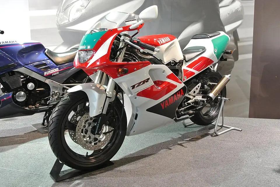 ヤマハ TZR250