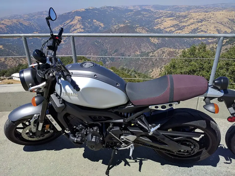 ヤマハ XSR900
