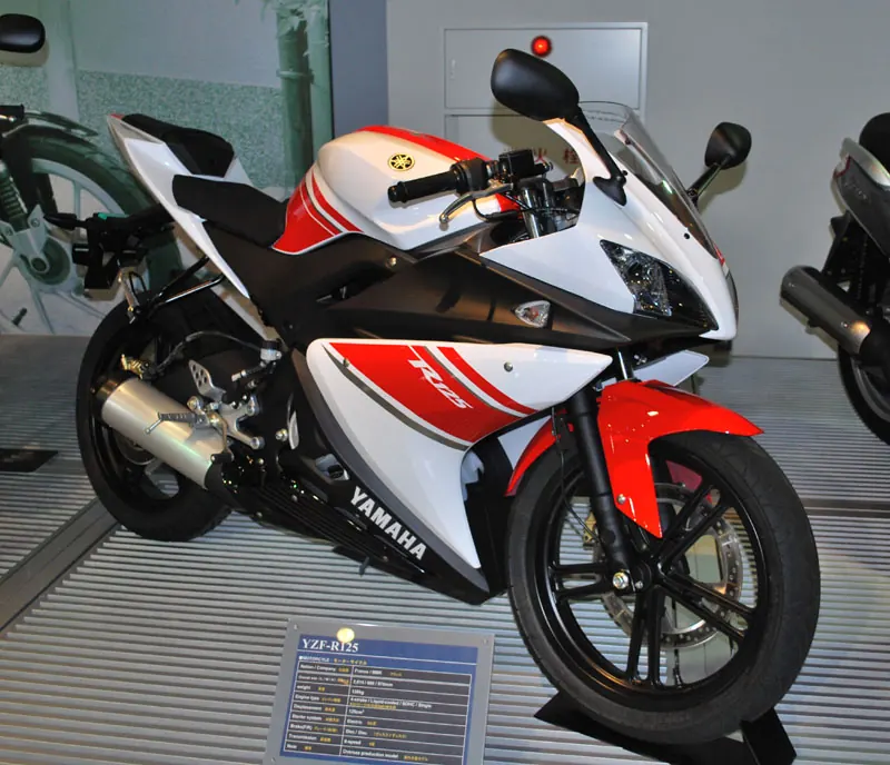 ヤマハ YZF-R125