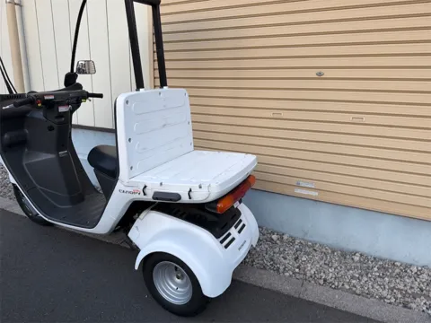 リアデッキ（平らな荷台）と背もたれ デッキタイプの特徴